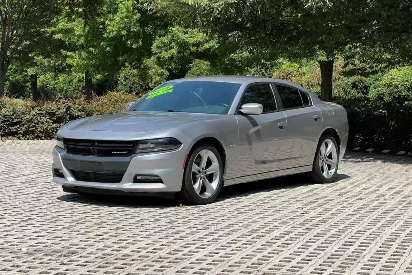 2018 Dodge Charger R/T photo 1