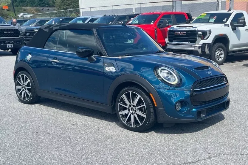 2021 Mini Cooper S Convertible photo 1