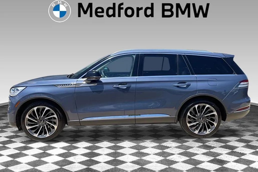 2021 Lincoln Aviator Reserve photo 1