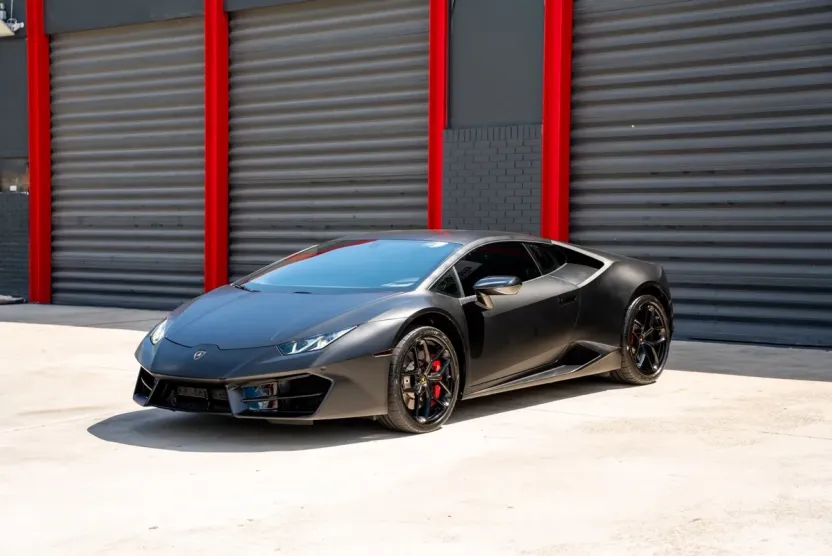 2016 Lamborghini Huracan Coupe photo 1