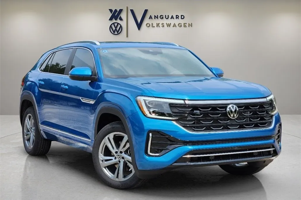 2024 Volkswagen Atlas Cross Sport SEL R-Line photo 1