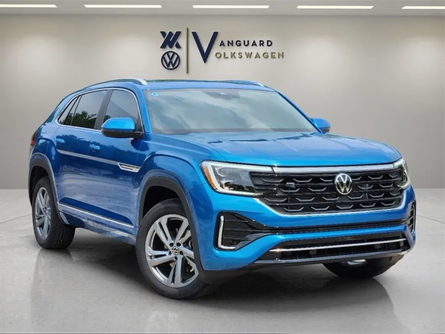 2024 Volkswagen Atlas Cross Sport SEL R-Line photo 1