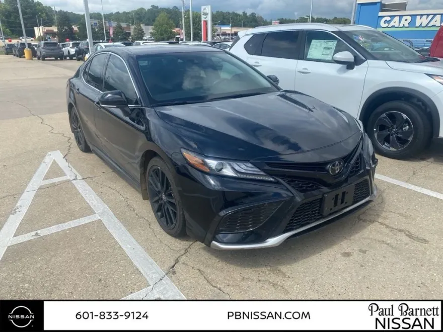 2023 Toyota Camry XSE photo 1