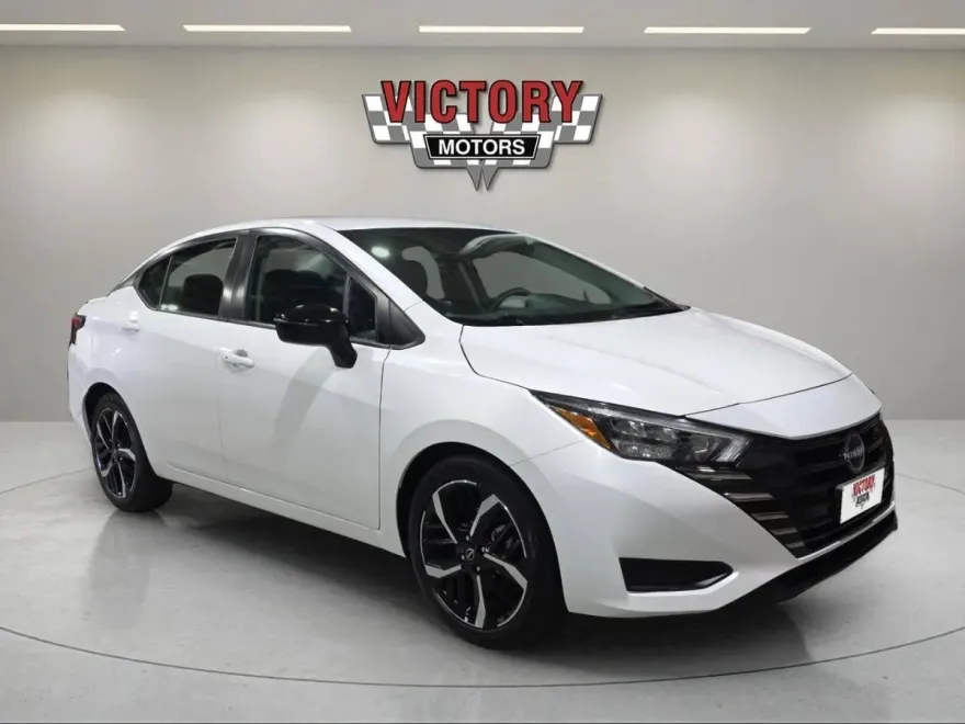 2024 Nissan Versa SR Sedan photo 1