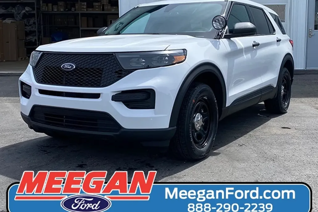 2024 Ford Explorer photo 1