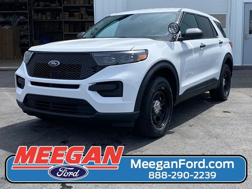 2024 Ford Explorer photo 1