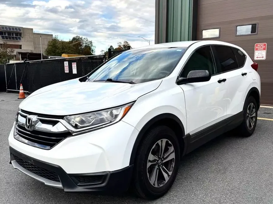 2019 Honda CR-V LX photo 1