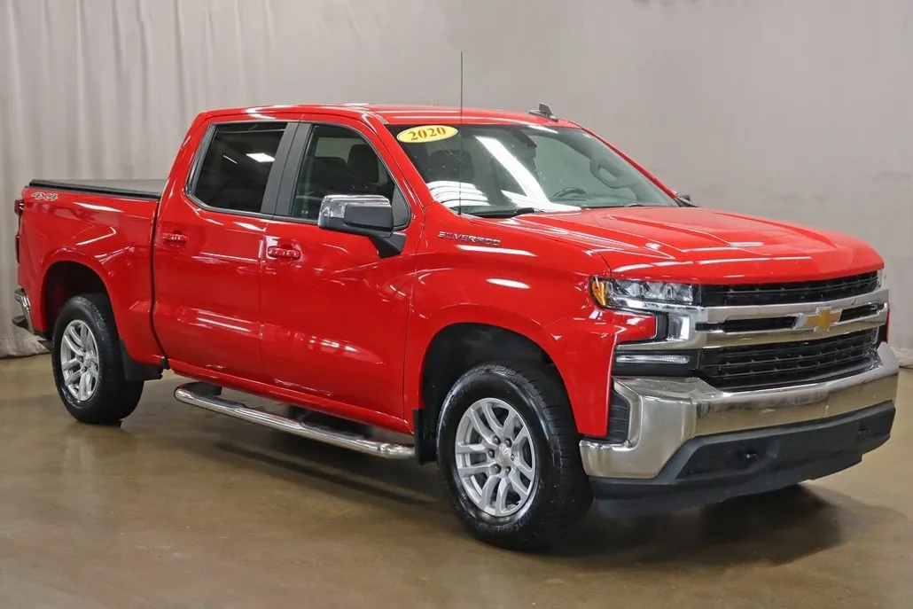 2020 Chevrolet Silverado 1500 LT photo 1