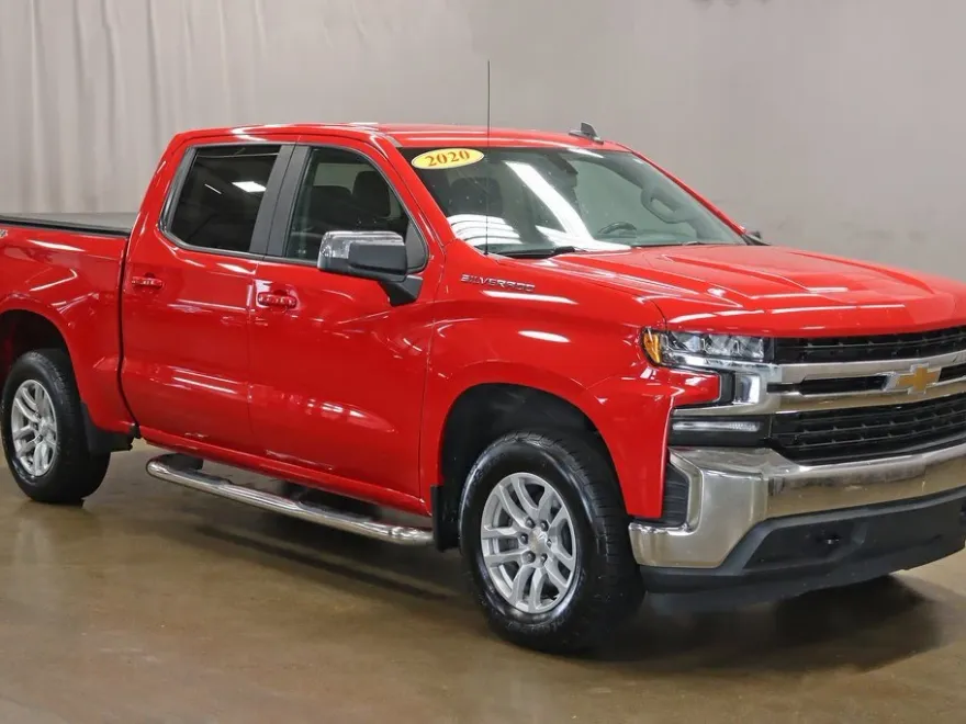 2020 Chevrolet Silverado 1500 LT photo 1