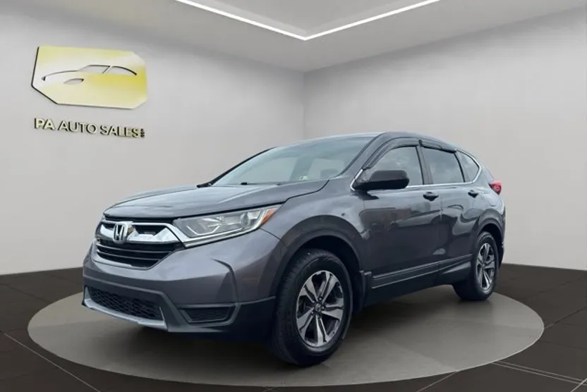 2017 Honda CR-V LX photo 1