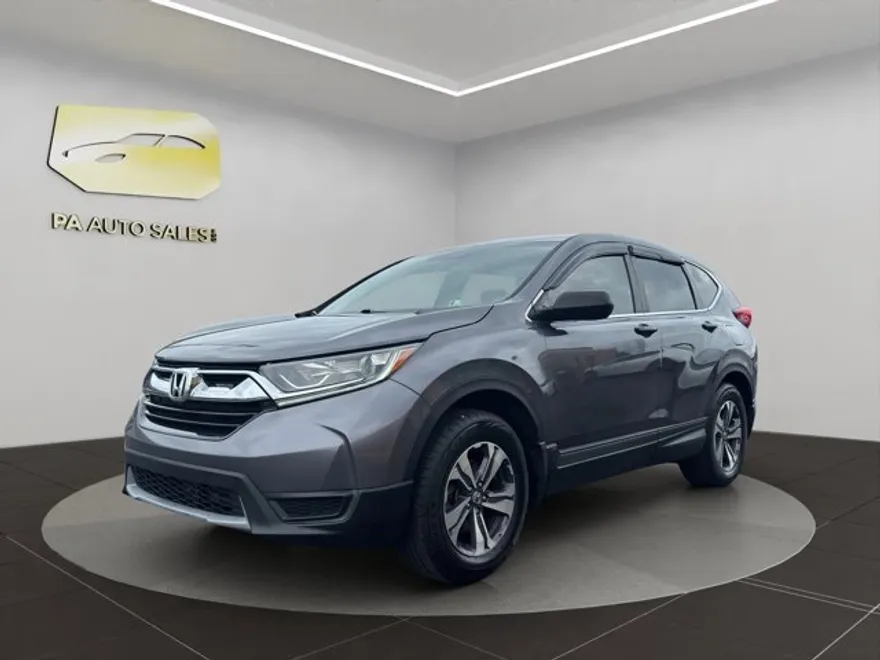 2017 Honda CR-V LX photo 1