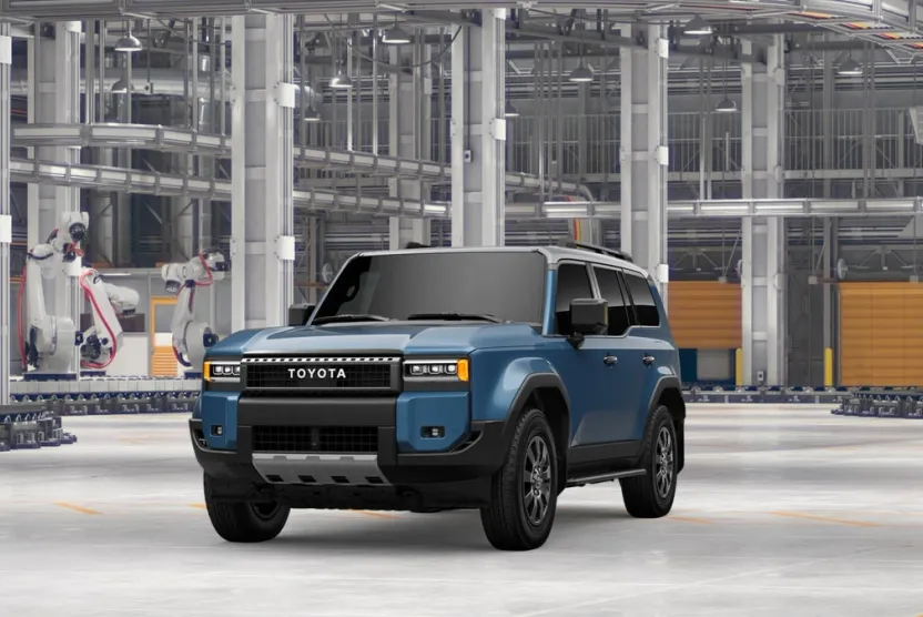 2025 Toyota Land Cruiser photo 1