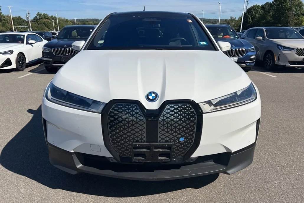 2024 Bmw iX photo 1