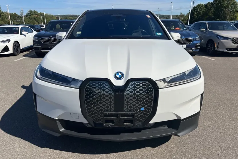 2024 Bmw iX photo 1