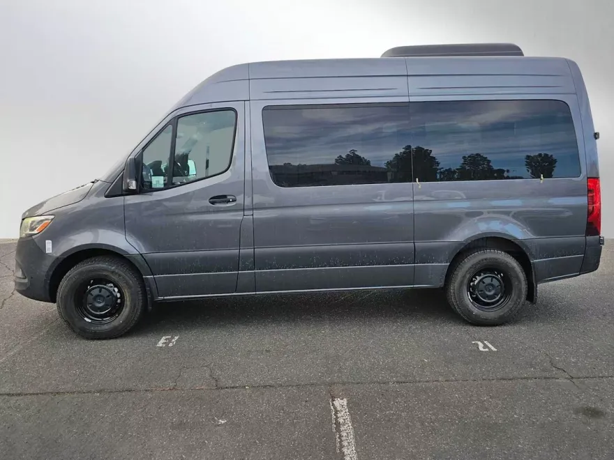 2025 Mercedes Benz Sprinter 2500 Standard Roof photo 1