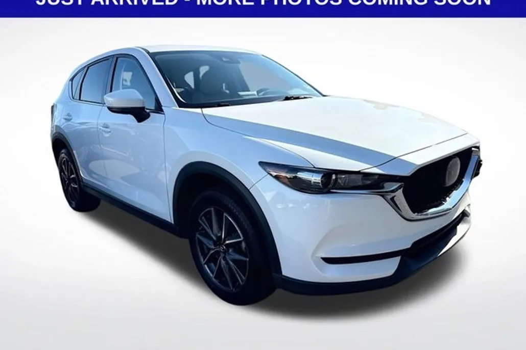 2018 Mazda CX-5 Touring photo 1