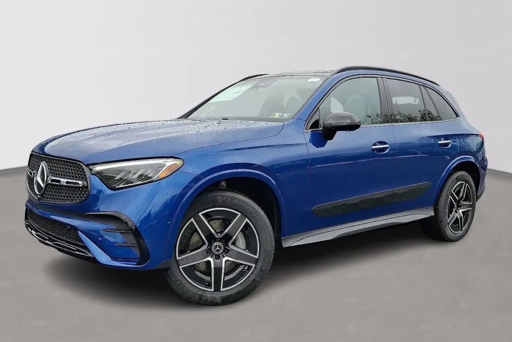 2025 Mercedes Benz GLC 300 4MATIC photo 1