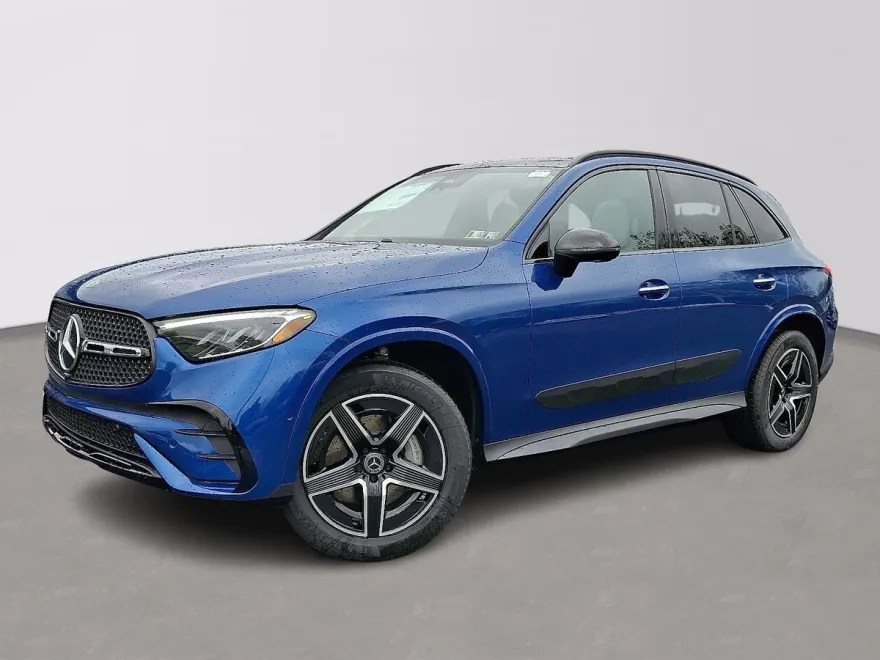 2025 Mercedes Benz GLC 300 4MATIC photo 1