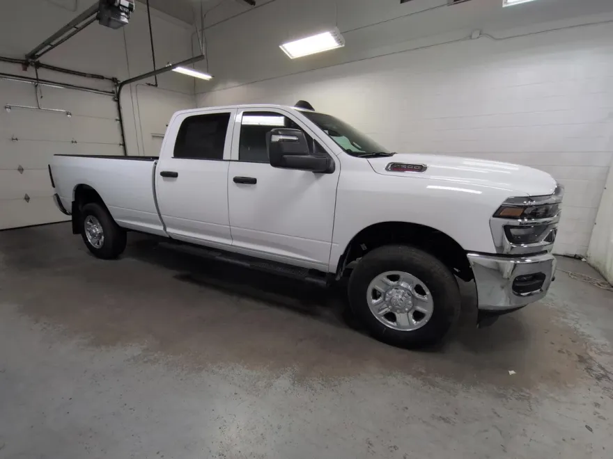2026 Ram 2500 Tradesman photo 1