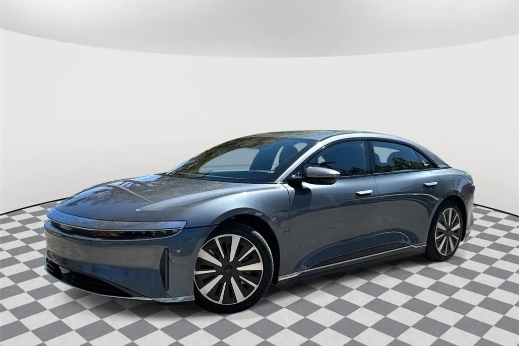 2023 Lucid Air Pure photo 1
