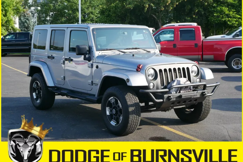 2014 Jeep Wrangler Unlimited Sahara photo 1