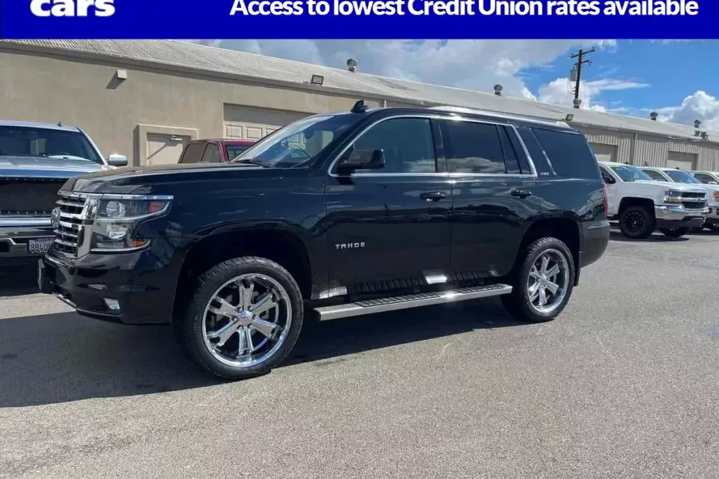 2015 Chevrolet Tahoe LT photo 1