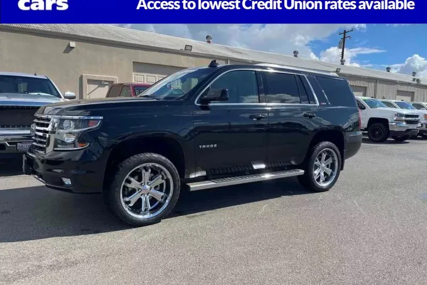 2015 Chevrolet Tahoe LT photo 1