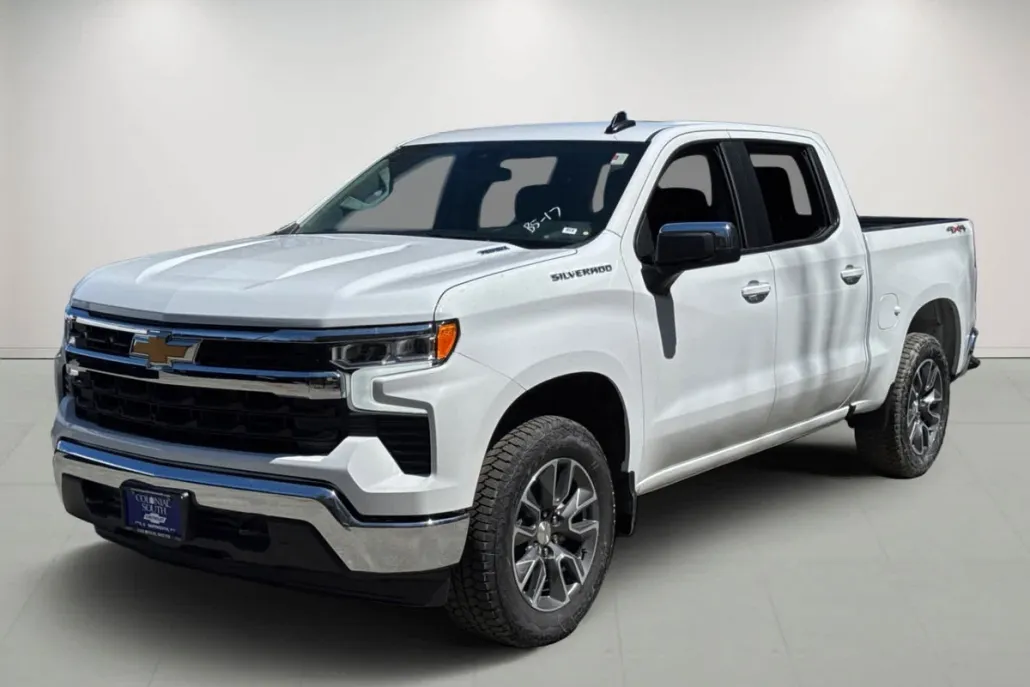 2025 Chevrolet Silverado 1500 LT photo 1