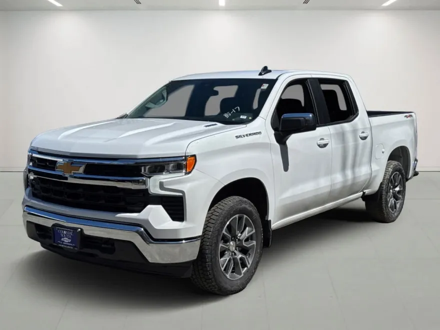 2025 Chevrolet Silverado 1500 LT photo 1