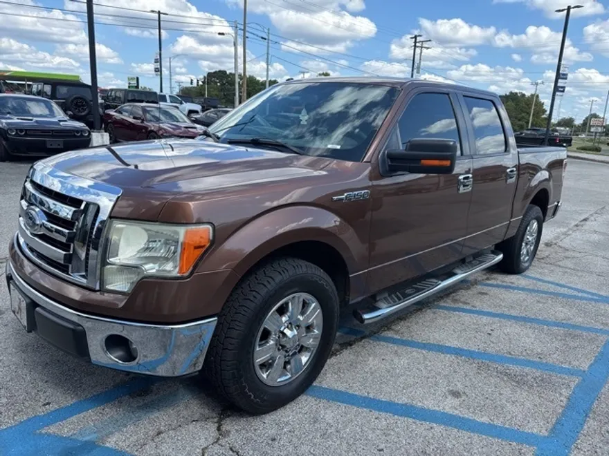 2012 Ford F-150 XLT photo 1