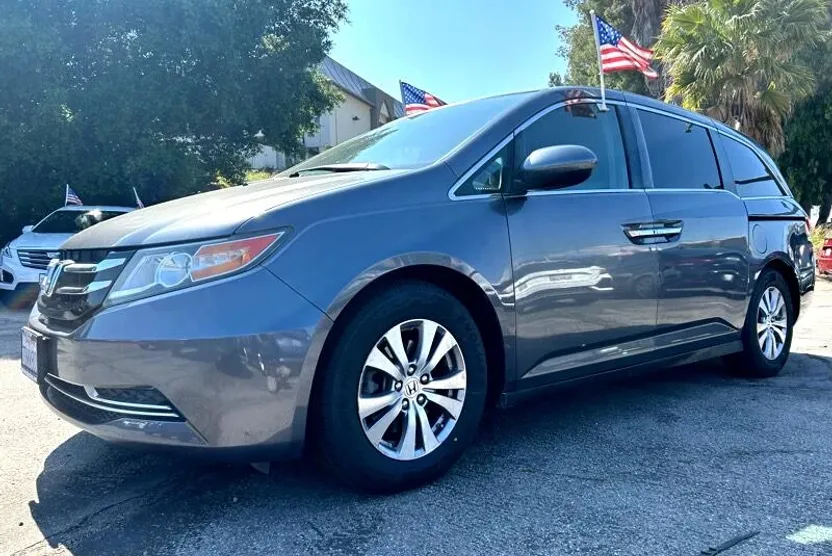 2014 Honda Odyssey EX-L photo 1