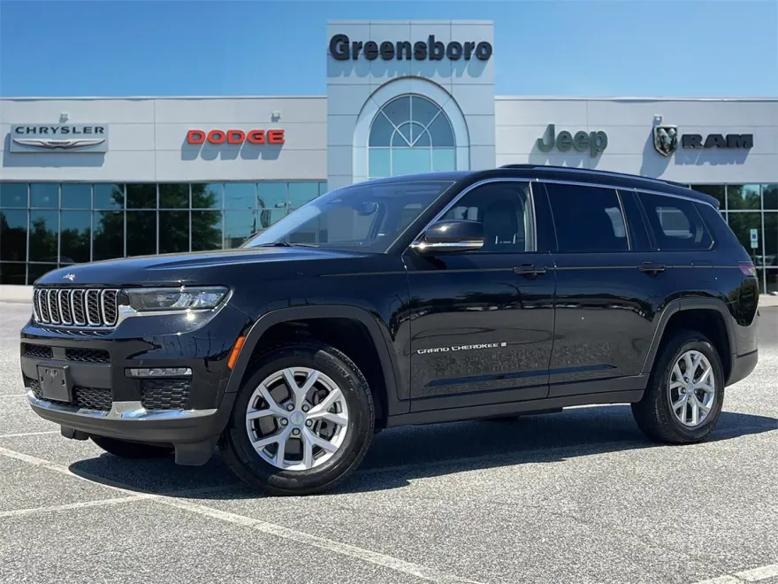 2023 Jeep Grand Cherokee Limited photo 1