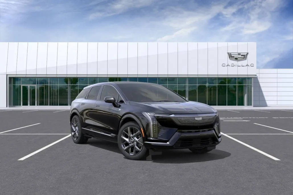 2025 Cadillac Optiq Luxury photo 1