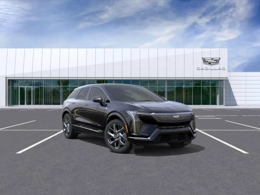 2025 Cadillac Optiq Luxury photo 1