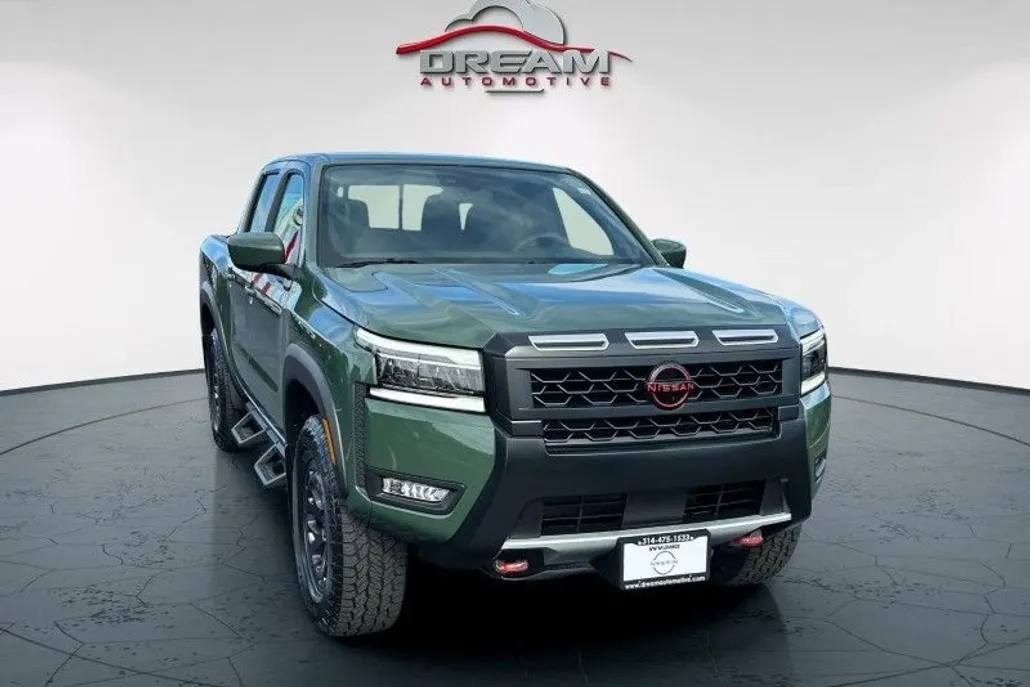 2025 Nissan Frontier PRO-4X photo 1