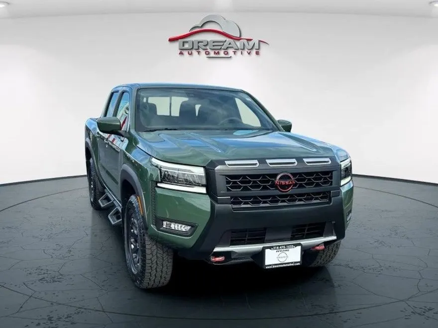 2025 Nissan Frontier PRO-4X photo 1