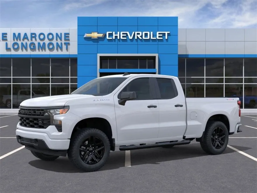 2026 Chevrolet Silverado 1500 Custom photo 1
