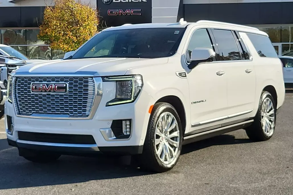 2024 Gmc Yukon XL Denali photo 1