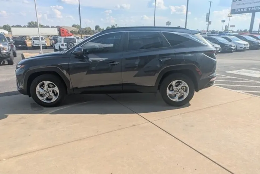 2023 Hyundai Tucson SEL photo 1