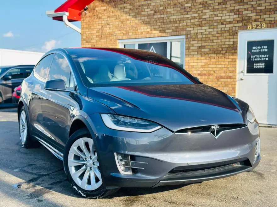 2016 Tesla Model X 75D photo 1