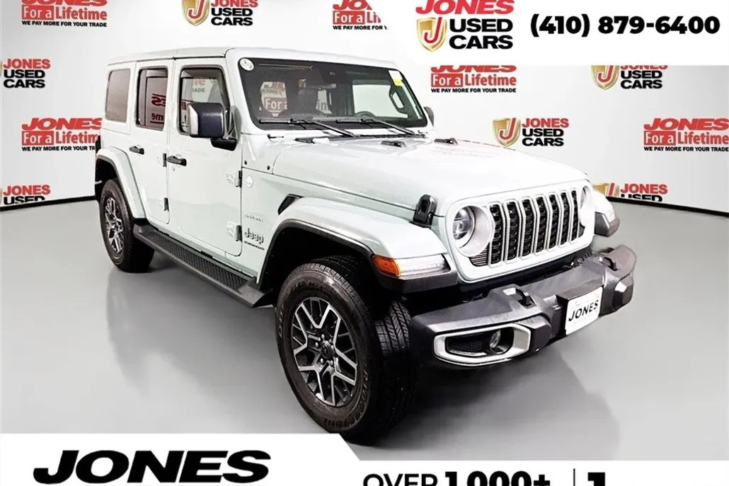 2024 Jeep Wrangler Sahara photo 1