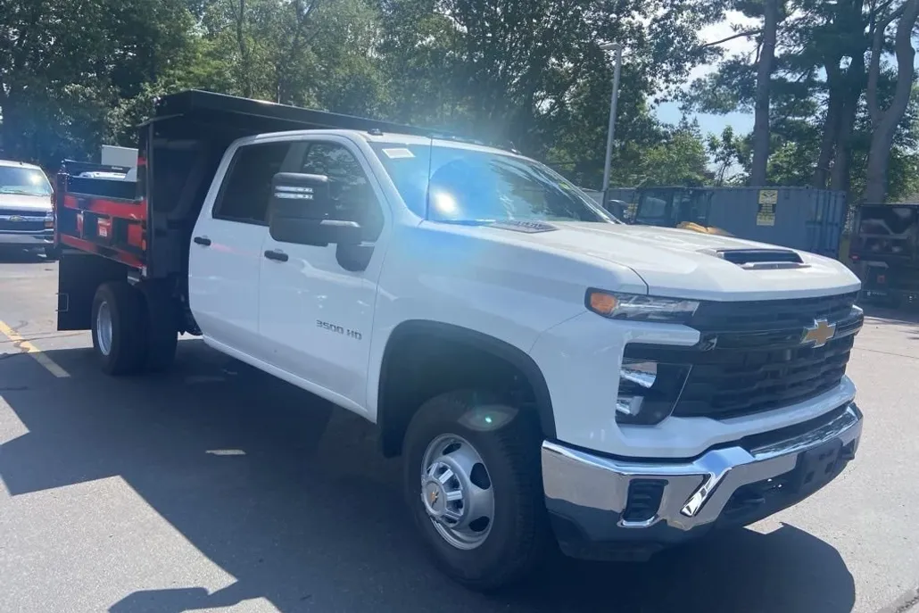 2025 Chevrolet Silverado 3500HD Work Truck photo 1