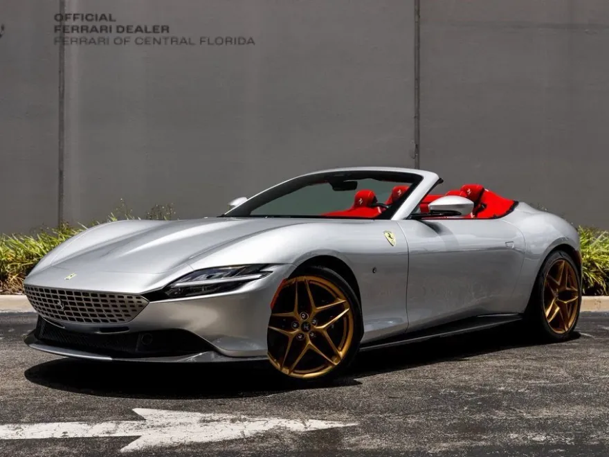 2024 Ferrari Roma Spider photo 1