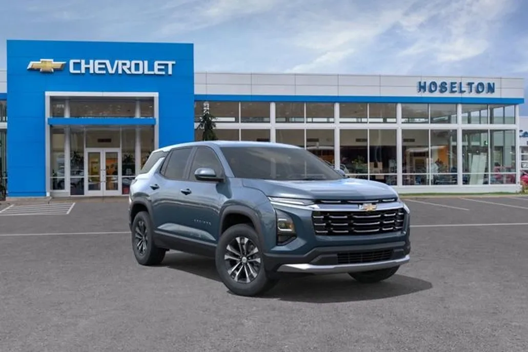 2026 Chevrolet Equinox LT photo 1
