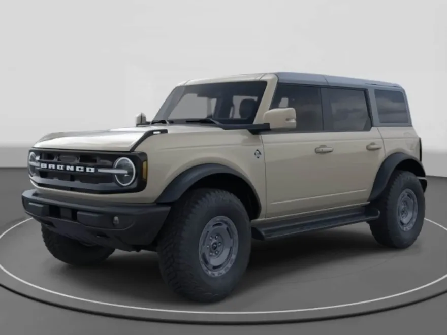 2025 Ford Bronco Outer Banks photo 1
