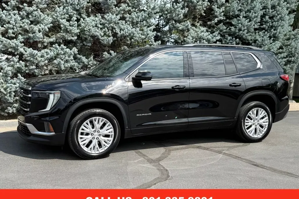 2024 Gmc Acadia Elevation photo 1