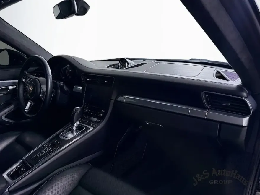 2019 Porsche 911 Turbo photo 31