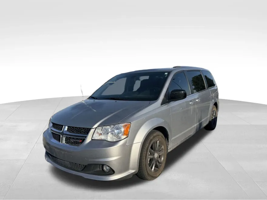 2020 Dodge Grand Caravan SXT photo 1