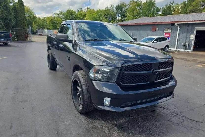 2016 Ram 1500 Tradesman photo 1