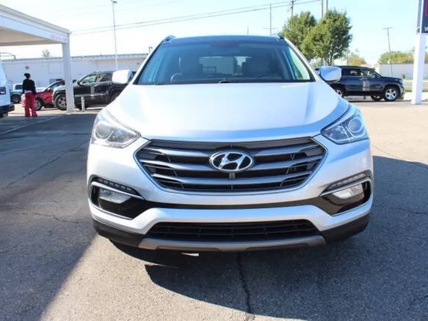 2017 Hyundai Santa Fe Sport photo 1